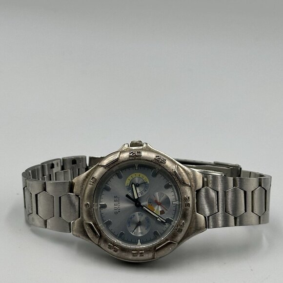 Guess Waterpro Watch Men Silver Tone 38MM Multi Dial Day Date New Battery 8" - Picture 7 of 13
